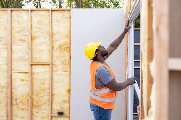 Best Insulation Repair Services  in East Islip, NY